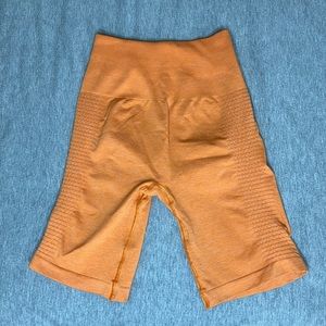 Alphalete Biker Short - Size Small